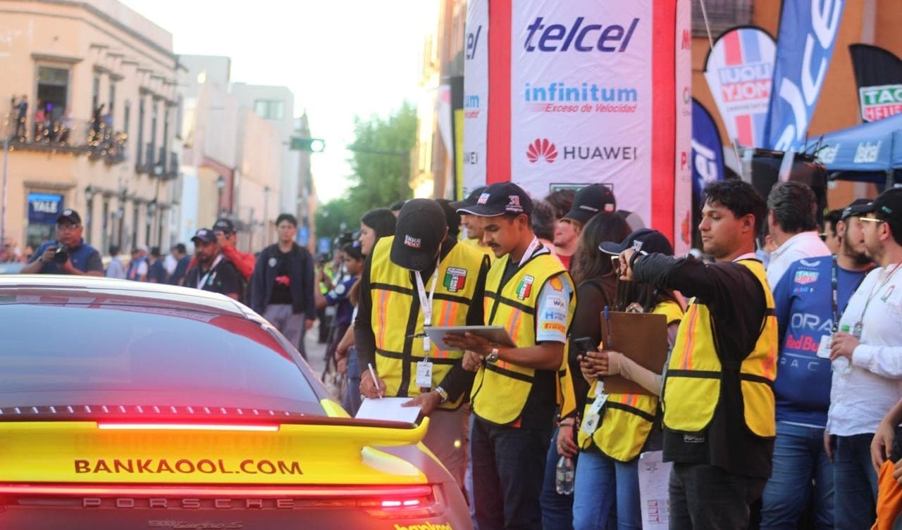 Voluntario de La Carrera Panamericana